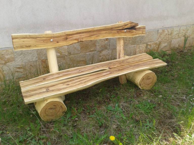 Акациева пейка